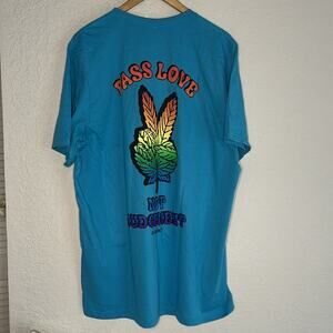 NEW Pride NYC T-Shirt Pass Love Not Judgement Weed Rainbow Size 2X Peace Sign